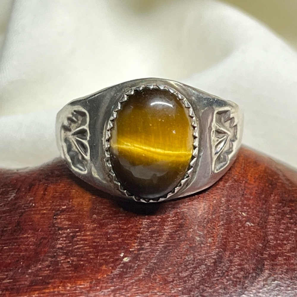 Sterling Silver Tiger's Eye Stone ring size 12.5 US vintage